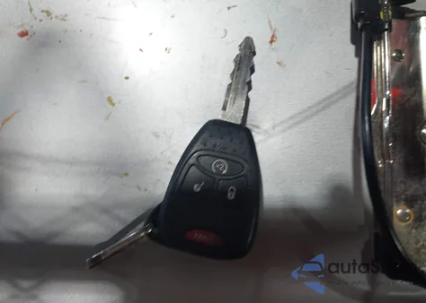 2015 Jeep Patriot Latitude из США, поврежденный, VIN 1C4NJRFB6FD184748